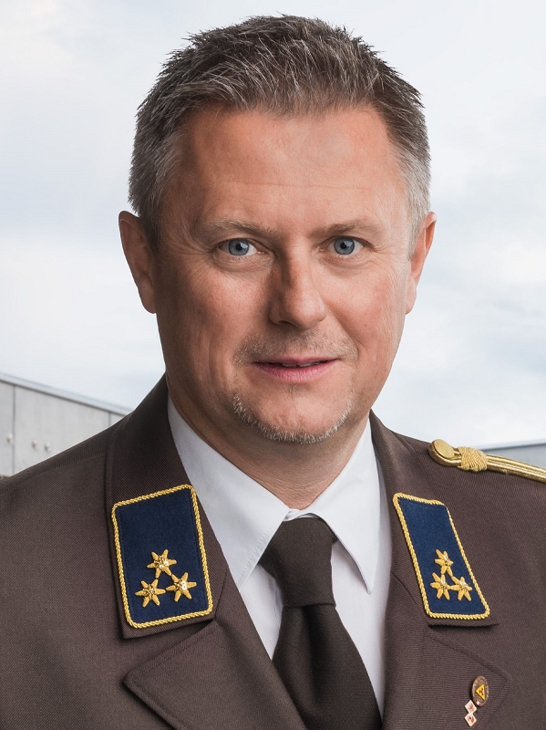 mairhofer2023